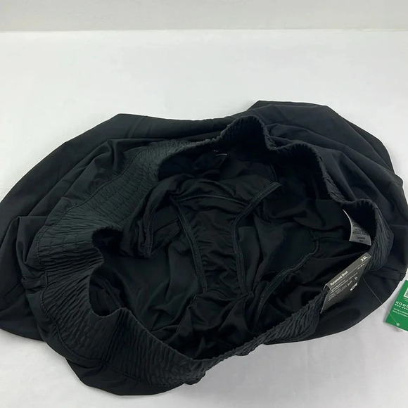 Gap Fit New Women’s XXL High Rise Pockets Elastic Waistband Runaround Short - Picture 8 of 11